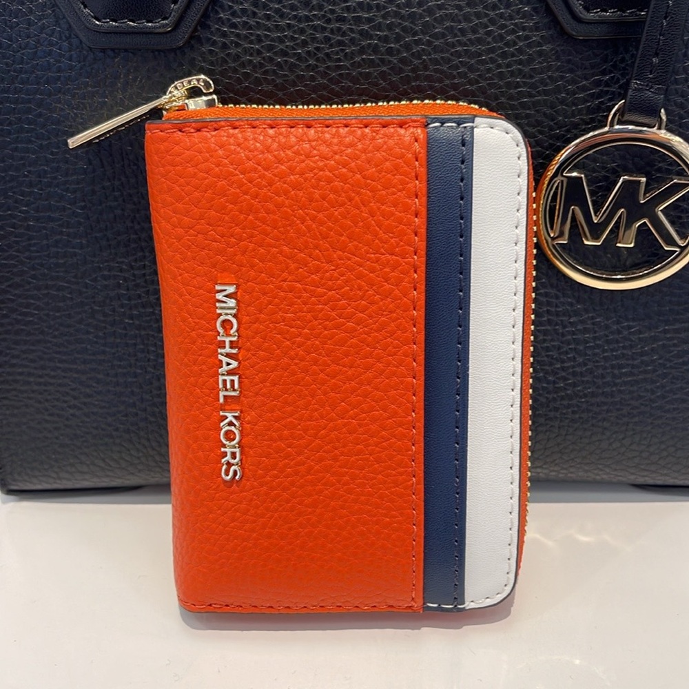 Michael Kors Jet Set Travel Medium Color-Block Zip Around Wallet Card Case 
NWT - Picture 15 of 16